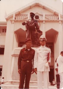 พ.ต.อ.ไวทยวัฒน์ บุญชูวิทย์(ขวา) บุตร พันตรีเสรี บุญชูวิทย์(ซ้าย)